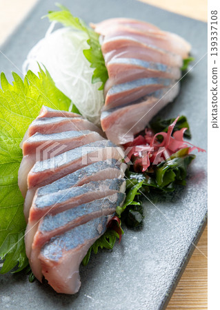 若子生魚片 139337108