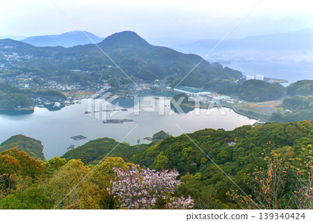 View from Ishidake Observatory in the early morning (Sasebo City, Nagasaki Prefecture) View from Ishidake Observatory in the early morning (Sasebo City, Nagasaki Prefecture) 139340424