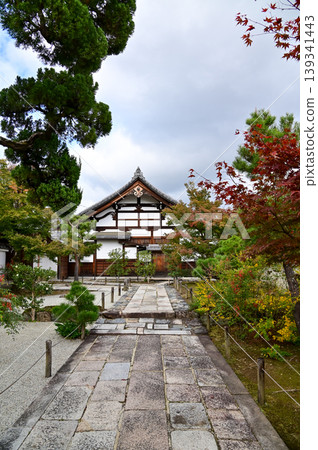 The gardern view of Nonomiya Shrine, Kyoto, Japan at autumn. A Shinto shrine in the Arashiyama district, close to its bamboo forest. Nature and travel concept.  139341443