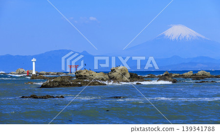 從真瀨海岸眺望富士山 139341788