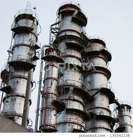 Factory with chimney 139342136