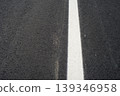 white line 139346958