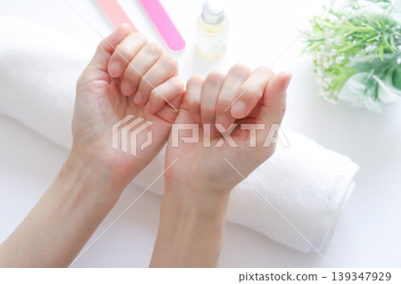 女性手部護理 女性手部護理 139347929