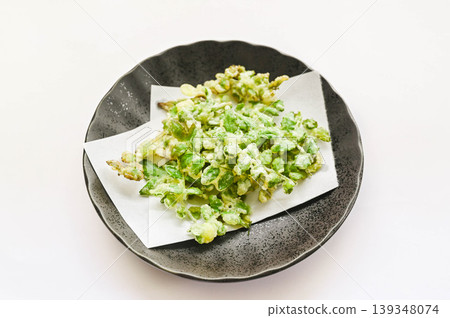 嫩山椒芽製成的天婦羅 139348074