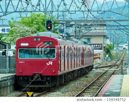 坂丹線103系3500系福崎站 坂丹線103系3500系福崎站 139348752