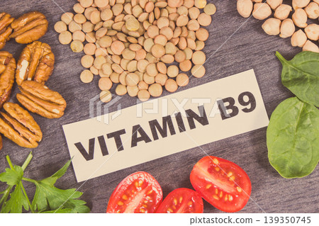 Nutritious food containing natural folic acid Nutritious food containing natural folic acid 139350745