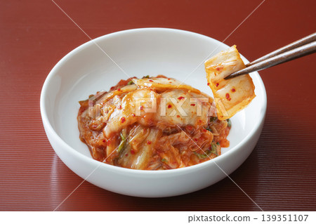 Sweet and spicy kimchi Sweet and spicy kimchi 139351107