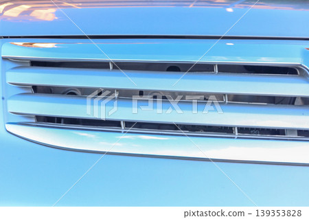 汽車前格柵 139353828