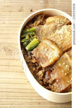 Pork yakiniku bento 139353936