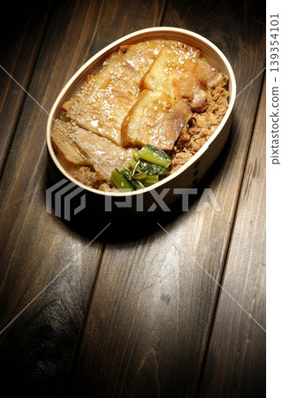 豬肉烤肉便當 豬肉烤肉便當 139354101