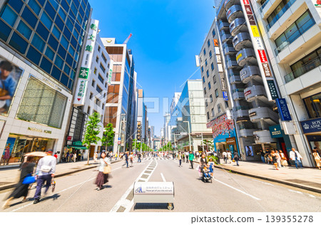黃金週期間的銀座步行街 黃金週期間的銀座步行街 139355278