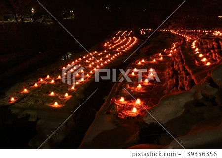 令人嘆為觀止的冬日景色…雪景中，湯西川溫泉熠熠生輝 [神倉祭] 139356356