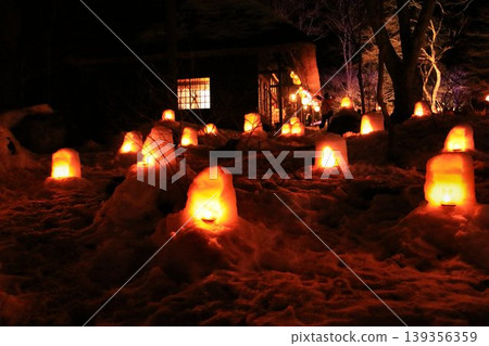 A breathtaking winter scene... Yunishigawa Onsen shines in the snowy landscape [Kamukura Festival] 139356359