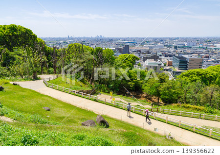 View of Nagoya City from the historic site of Komakiyama (Komaki City, Aichi Prefecture) View of Nagoya City from the historic site of Komakiyama (Komaki City, Aichi Prefecture) 139356622