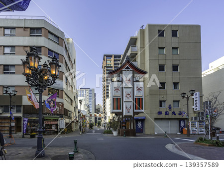 愛知縣名古屋市名古屋市中心、禦園商店街、白波五賊的卡拉庫里人偶 愛知縣名古屋市名古屋市中心、禦園商店街、白波五賊的卡拉庫里人偶 139357589