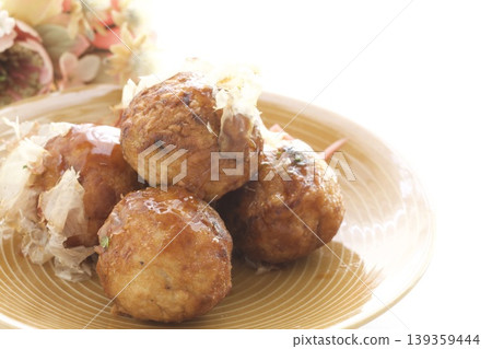 Takoyaki 139359444