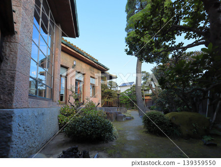 倉敷美館歷史街區大原家族別墅「友琳莊」的南側（面向入口時的右側）。 139359550