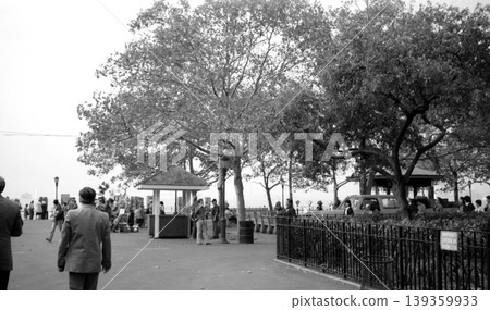 Old photo, September 1982, Battery Park, Manhattan, New York Old photo, September 1982, Battery Park, Manhattan, New York 139359933