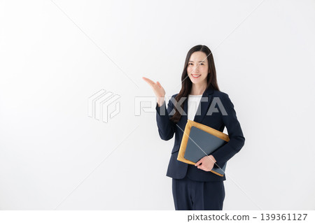 Business woman Business woman 139361127