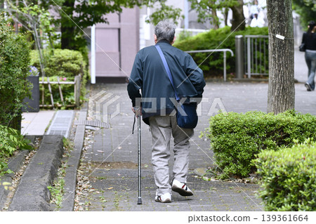 Yokohama, Japan: Urban Landscape Decline and Population Decline… Unevenness… Low Birthrate and Aging Society… Yokohama City's Population Declines According to Preliminary Census Figures… = May, Yokohama 139361664