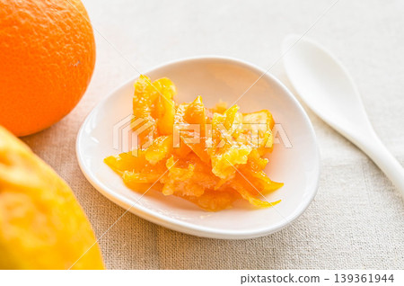 Sanbokkan marmalade 139361944