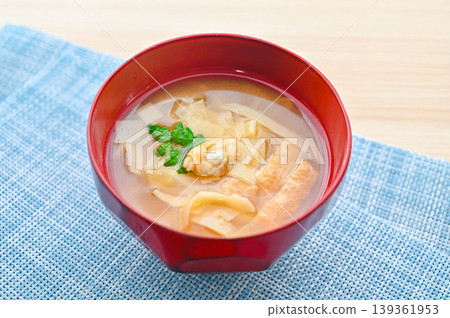 蛤蜊竹筍味噌湯 蛤蜊竹筍味噌湯 139361953