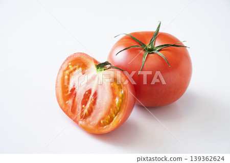 新鮮的西紅柿 新鮮的西紅柿 139362624