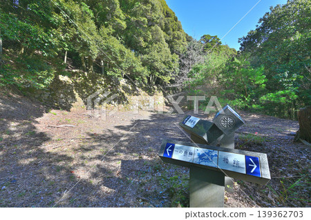 佐賀縣,獅子城:山頂城堡景色。 佐賀縣,獅子城:山頂城堡景色。 139362703