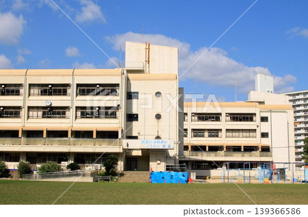 Kobe Municipal Compulsory Education School, Minatojima Gakuen 139366586