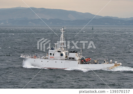 A small research vessel navigating rough seas A small research vessel navigating rough seas 139370157