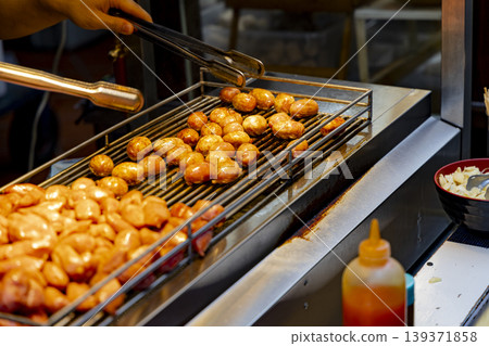 Attracting people's taste for food: Shirozawa Jin Huang Jiao Xiang's table-style mouthful intestines, development of people's oils and fats and fragrances Attracting people's taste for food: Shirozawa Jin Huang Jiao Xiang's table-style mouthful intestines, development of people's oils and fats and fragrances 139371858