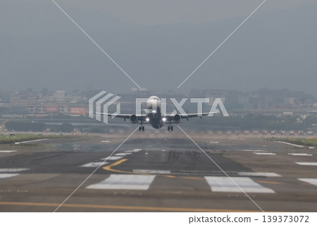 take off take off 139373072