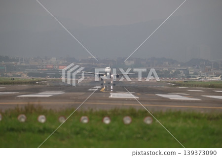 take off take off 139373090