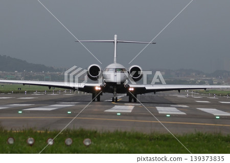 Private Jet 139373835