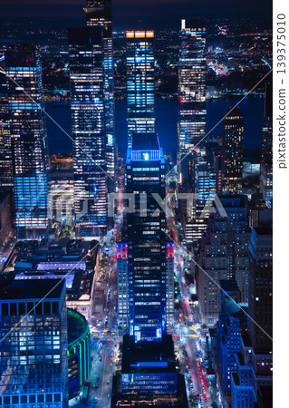 從帝國大廈看到的夜景 / 紐約 從帝國大廈看到的夜景 / 紐約 139375010