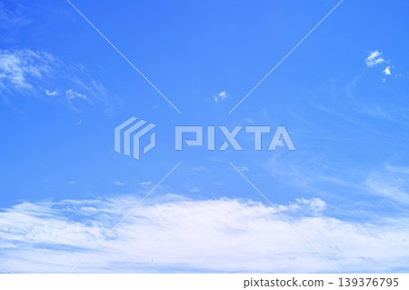 藍色的天空和雲圖像 139376795
