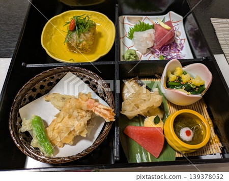 Boxed dishes served in a kaiseki meal Boxed dishes served in a kaiseki meal 139378052