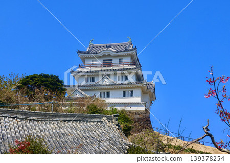 Hirado Castle - One of Japan's Top 100 Castles (Hirado City, Nagasaki Prefecture) 139378254