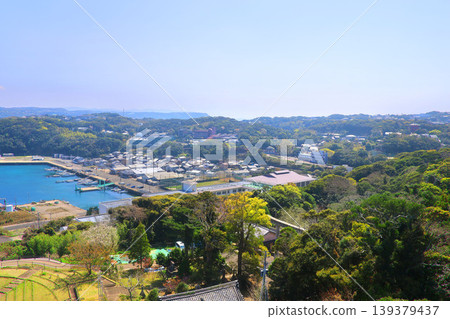 從平戶城天守閣眺望的景色(長崎縣平戶市) 從平戶城天守閣眺望的景色(長崎縣平戶市) 139379437