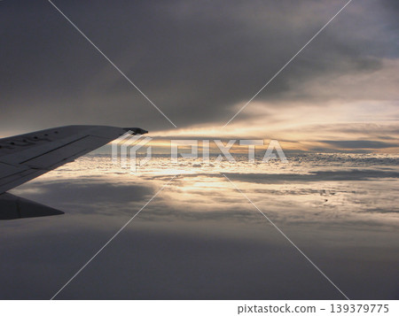從飛機看見的雲彩海 從飛機看見的雲彩海 139379775