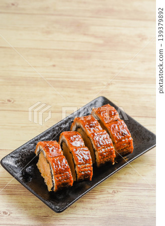 Eel sushi roll Eel sushi roll 139379892