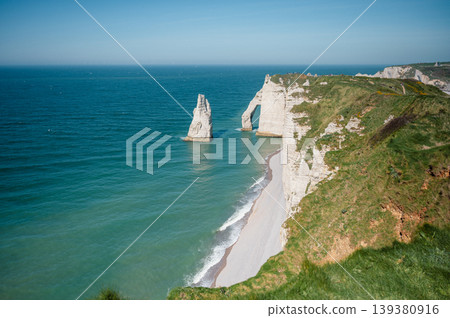 Cliffs and Waters of Etretat Cliffs and Waters of Etretat 139380916