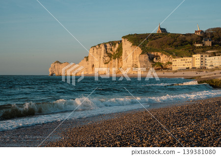 Cliffs and Waters of Etretat Cliffs and Waters of Etretat 139381080