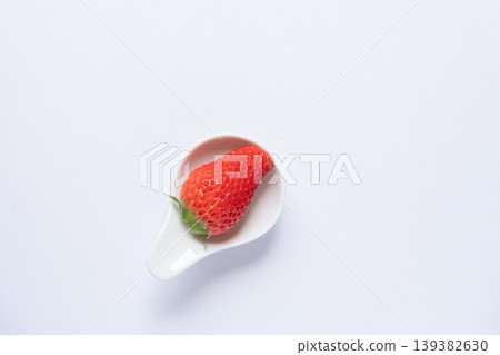 Delicious strawberry Delicious strawberry 139382630