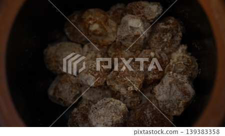 自製鹹醃梅子 自製鹹醃梅子 139383358