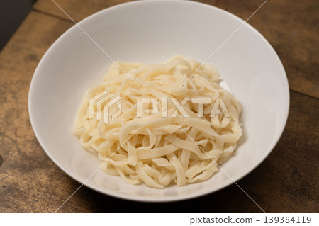 Image of boiled flat noodles Image of boiled flat noodles 139384119