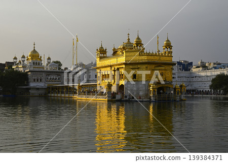 Harmandir Sahib Harmandir Sahib 139384371