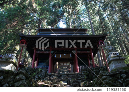 冰室神社瑞神門2 139385368
