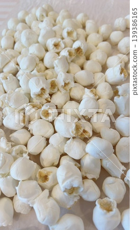 Handmade fake popcorn using lightweight clay Handmade fake popcorn using lightweight clay 139386165
