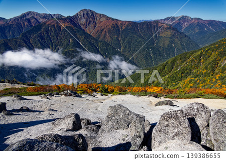 Views of Kitadake, Ainodake, and Senjogatake from the Yakushidake ridge of the Houou Sanzan in the Southern Alps. Views of Kitadake, Ainodake, and Senjogatake from the Yakushidake ridge of the Houou Sanzan in the Southern Alps. 139386655